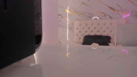    online show from November 15, 1:46 pm