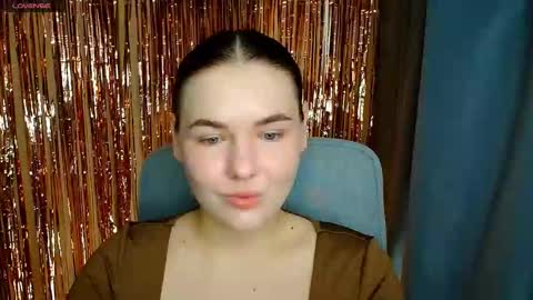 mia_lemm online show from February 4, 8:29 am