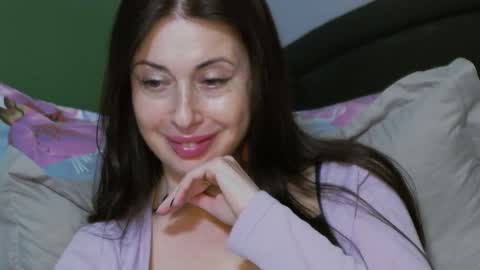 mia_lovi online show from January 17, 1:15 am