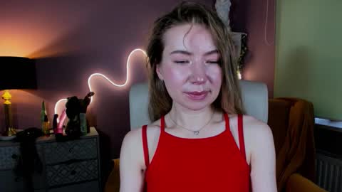 Snapshot of mia_luxx92 chatting on October 18, 7:23 am Mia online show from October 18, 7:23 am