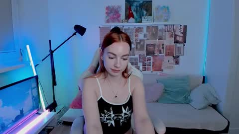 Mia online show from February 14, 2:14 am