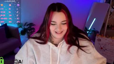 Mia online show from May 25, 1:44 am