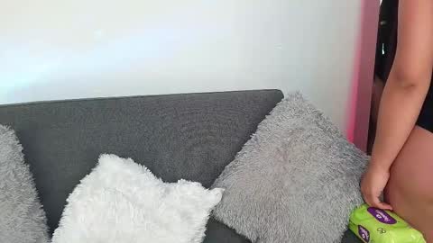 Mia Roux online show from September 20, 7:06 pm