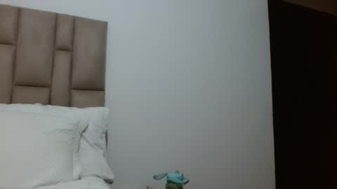 Mia squirt big INDEPENDENT MODEL...ONLYFANS  online show from February 13, 12:36 am