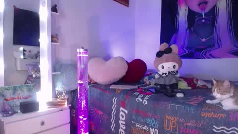 Mia  online show from January 9, 3:56 am