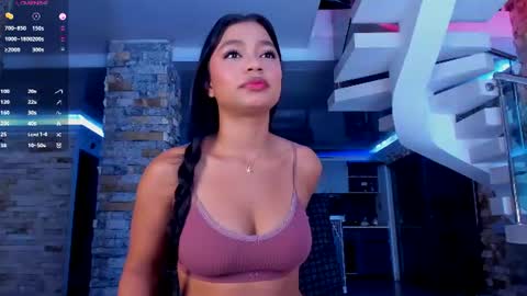 Mia steele online show from June 18, 6:46 pm