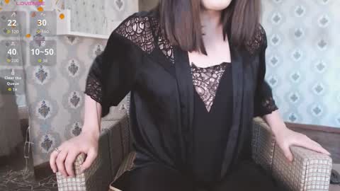 mia_wallase online show from November 9, 6:39 am