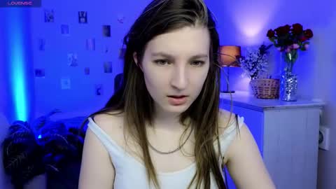 Mia online show from February 6, 10:19 am