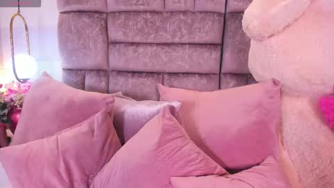 miaa_quinn online show from December 16, 3:03 am