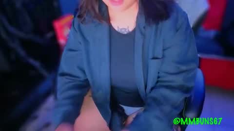 Mia online show from November 13, 12:24 am