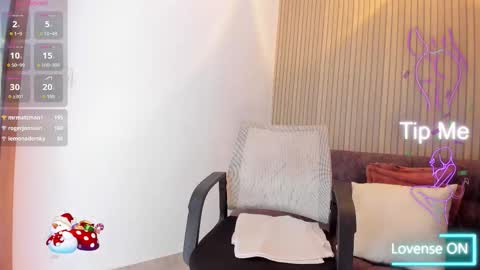 miacox_23 online show from November 13, 12:19 pm