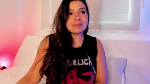 IG Yojanagomez  online show from January 12, 5:31 pm