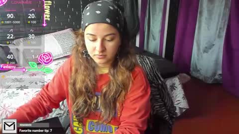 Mia online show from February 14, 3:26 pm