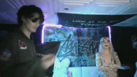 miaellababy online show from October 21, 4:06 am