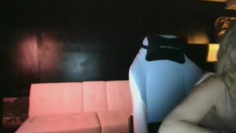 miaellababy online show from October 30, 12:55 am