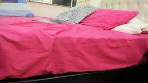 evans online show from February 18, 4:23 am