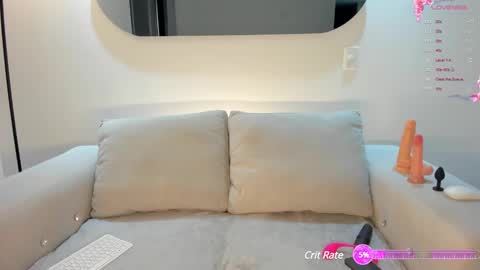 Mia Falcon online show from December 2, 2:13 am