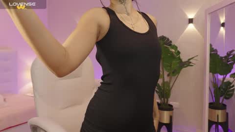 Snapshot of miagomez1 chatting on October 11, 1:38 pm Mia Gomez online show from October 11, 1:38 pm