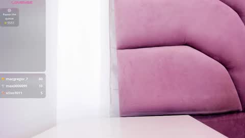 miajhonsonx online show from February 8, 6:11 pm