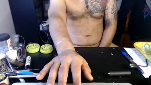 Mark online show from November 28, 2:02 pm