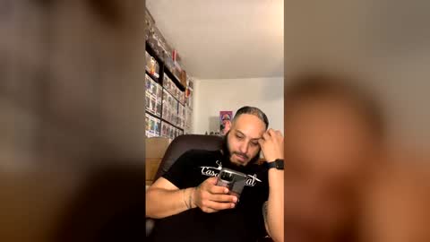 Mark online show from March 26, 3:01 am