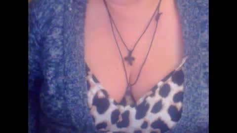 maya online show from October 16, 7:19 am