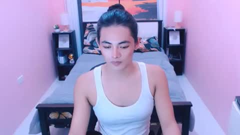miamoreamara69 online show from August 1, 10:55 pm