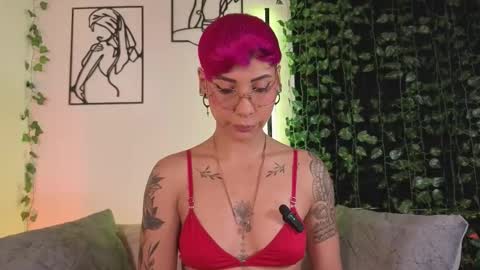 Mia Morgann online show from February 17, 2:16 pm