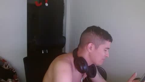 miaou_miaou online show from May 26, 12:28 am