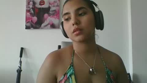 Mia Peyton   online show from September 11, 9:27 pm