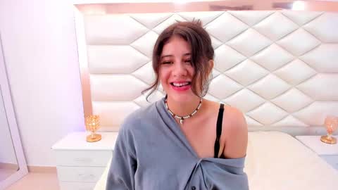 Sweetie Mia online show from February 20, 3:30 pm