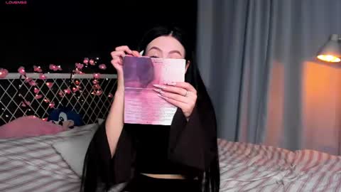 Liz online show from June 25, 6:46 pm