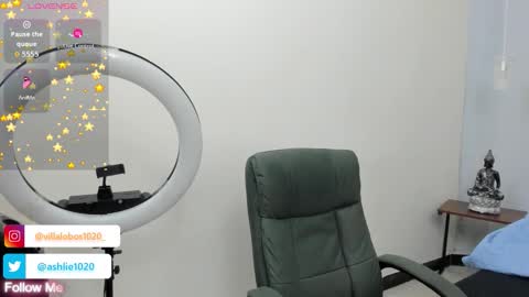 Mia Villalobos online show from October 28, 11:44 am