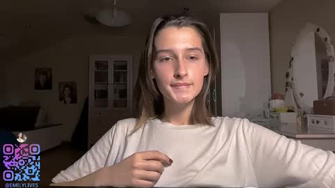 Emily online show from November 1, 4:06 pm