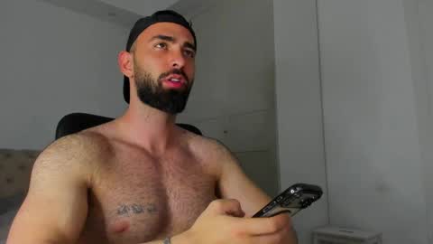 MichaelEvansx online show from May 10, 11:11 pm