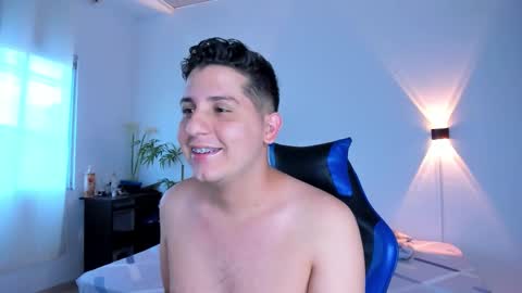 michaell_s online show from November 19, 11:31 am