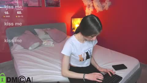 Snapshot of michele_mack chatting on September 23, 2:49 am michele_mack online show from September 23, 2:49 am