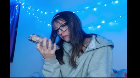 Michell online show from April 2, 3:25 am