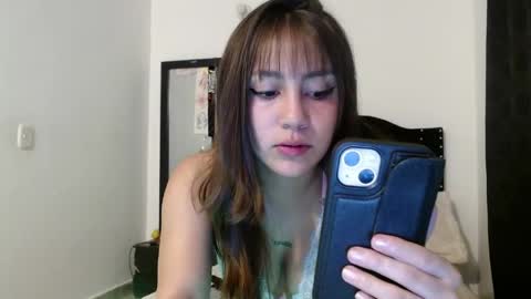 michell_pardo online show from May 5, 12:06 am