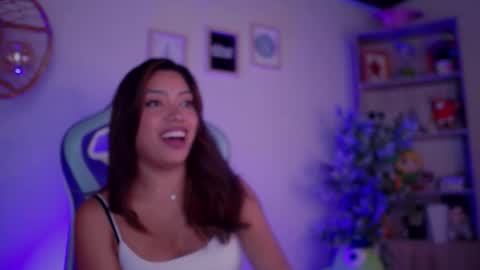 MICHELLE CHANG online show from December 2, 10:52 pm