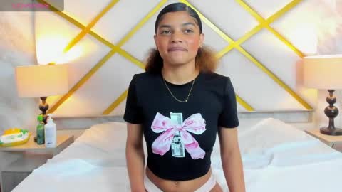 michellebronx online show from June 6, 1:17 pm