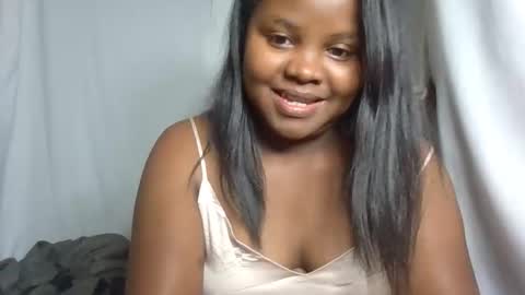 michou61 online show from December 17, 7:20 pm