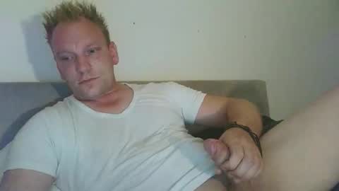 mickkxl online show from September 29, 11:20 am