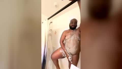 micthomas1999 online show from April 8, 1:36 pm