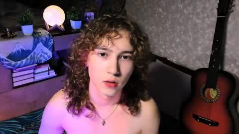 Max online show from September 21, 4:11 pm