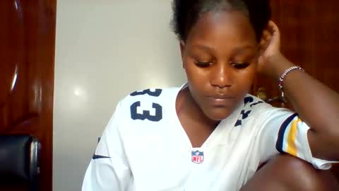Snapshot of midnightt_tease chatting on September 21, 9:35 am midnightt_tease online show from September 21, 9:35 am