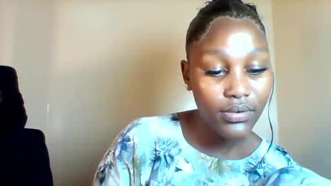 Snapshot of midnightt_tease chatting on October 8, 7:09 pm midnightt_tease online show from October 8, 7:09 pm