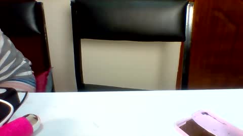 Snapshot of midnightt_tease chatting on September 29, 7:02 pm midnightt_tease online show from September 29, 7:02 pm