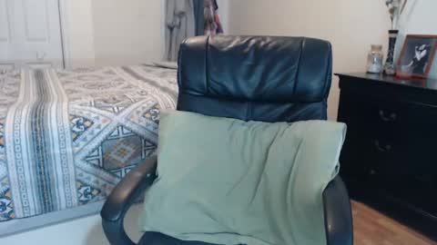 MidsummerNightsDream online show from March 4, 7:43 pm