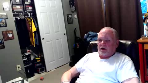 midwestdad09 online show from April 9, 12:14 am